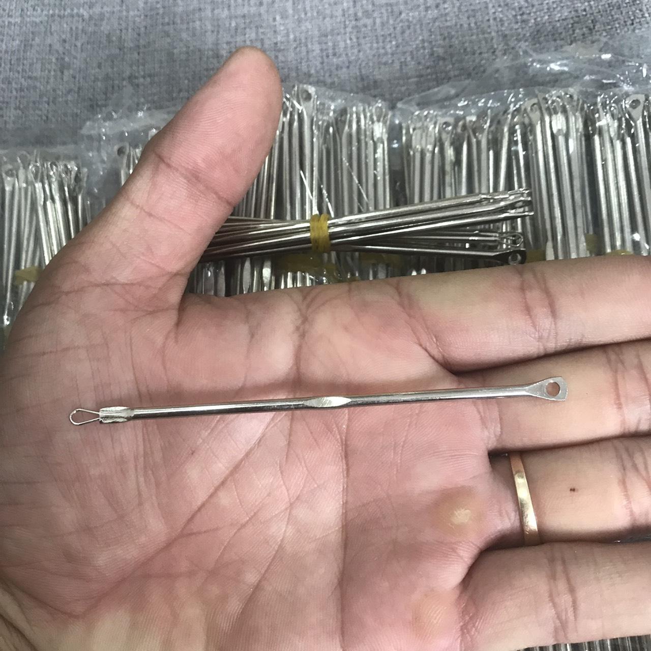 [HCM]CÂY NẶN MỤN 1 BỊCH 100 CÂY