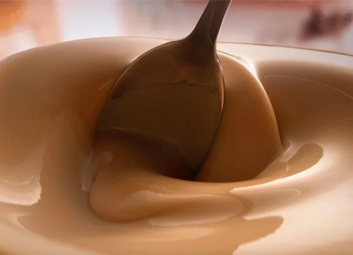 cà phê sữa Nescafé cà phê sữa đá (25 gói x 24g)