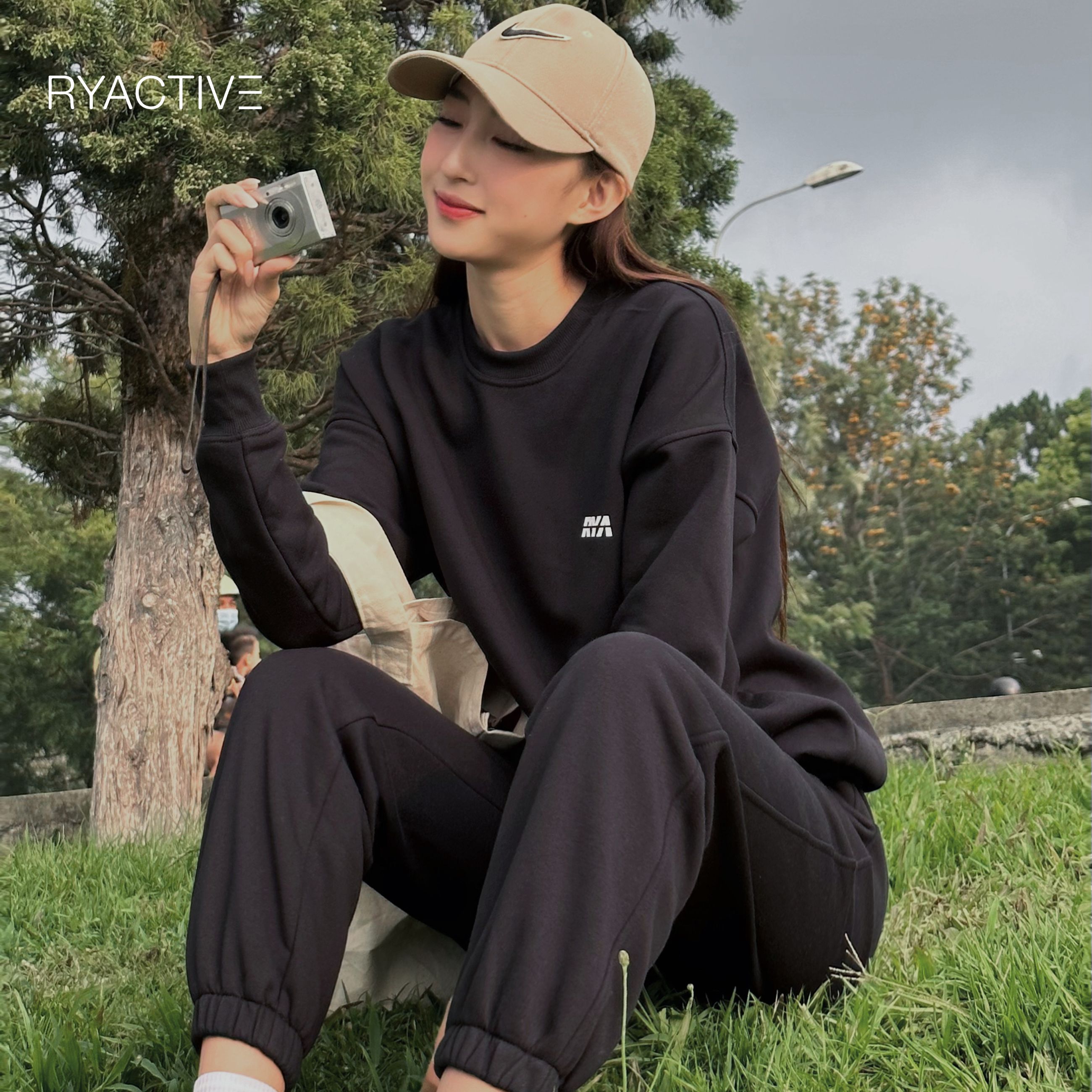 Quần jogger nữ thể thao RYACTIVE - RYA JOGGER Black