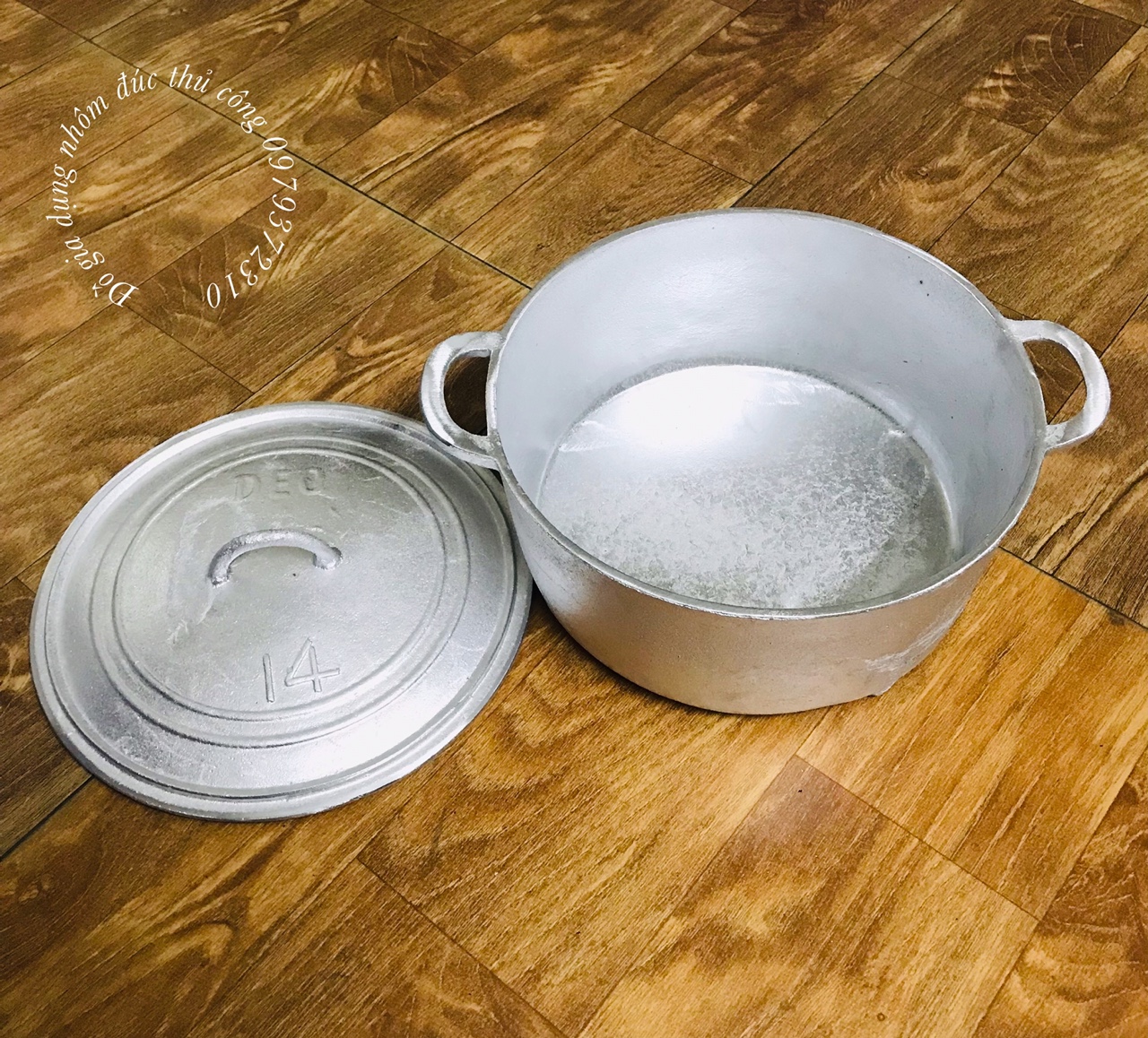 XOONG GANG ĐÚC THỦ CÔNG LÀNG NGHỀ SỐ 14 ( ĐK 25CM )