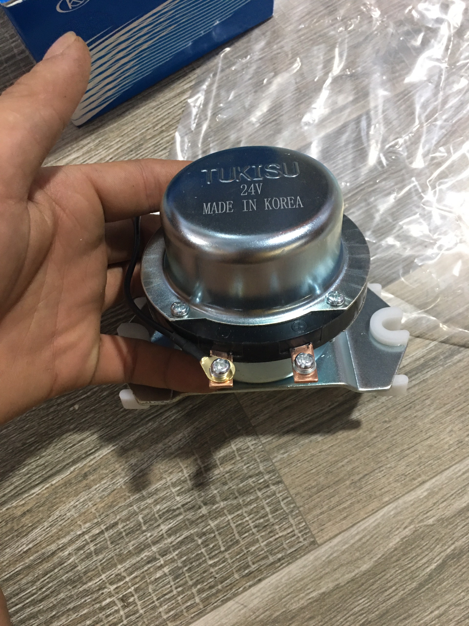 Sản phẩm gia đình làm: Cắt mát điện 24V Kiểu Hàn quốc
