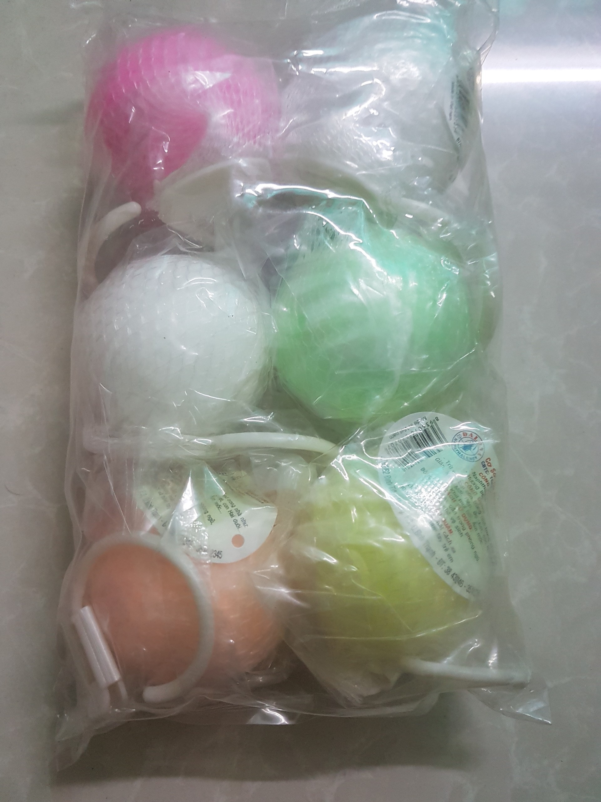 6 viên long não viên tròn to bọc lưới có móc để treo