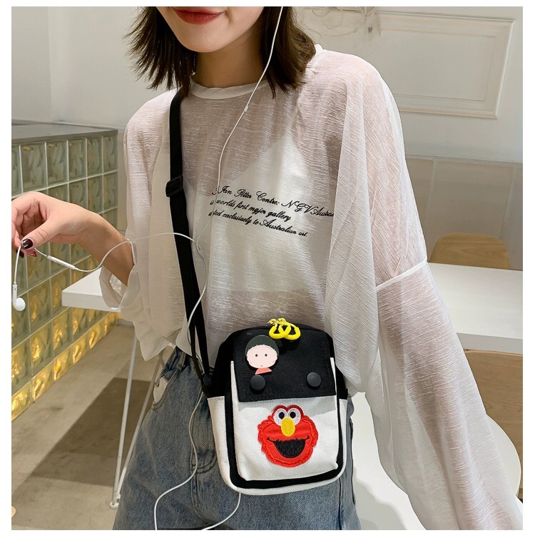[HCM]Túi Đeo Chéo Hình Thú Angry Bird Form Đứng Hai Nút