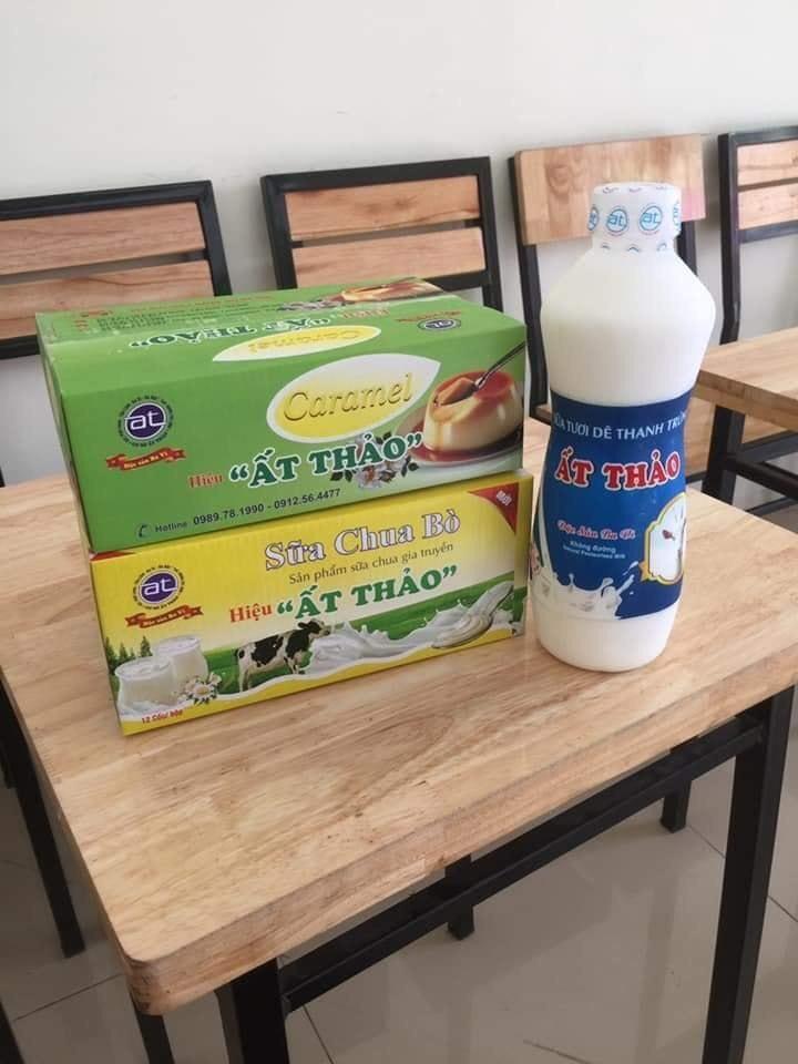 Sữa chua nếp Cẩm ất thảo
