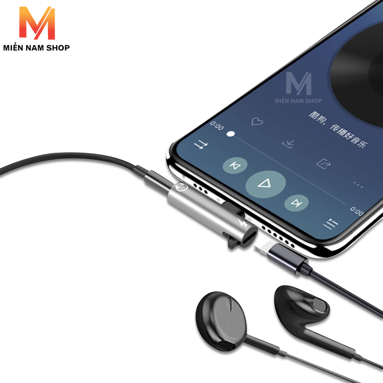 Đầu chuyển đổi Apple Lightning sang 3.5 mm và xạc chuẩn Lightning
