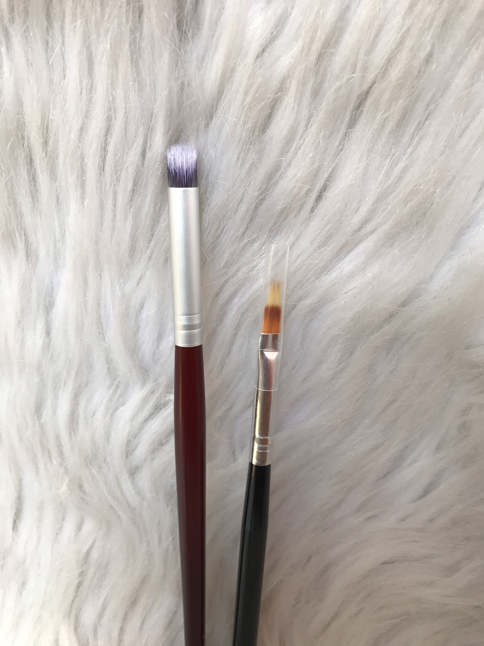 Cọ ombre cán gỗ