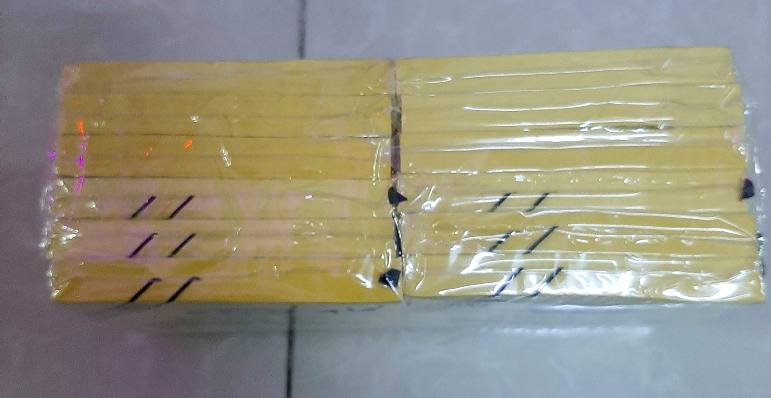 1 Lot Includes 12 Stacks of 3*3 Yellow Note Paper (100 Sheets Per Stack)