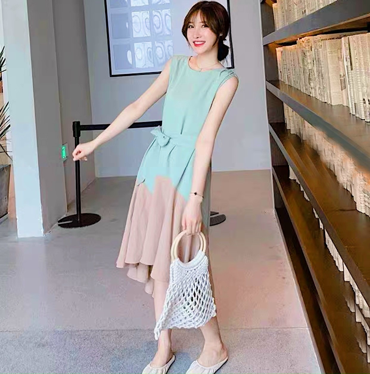 Đầm maxi đi biển mint đuôi cá phối kem