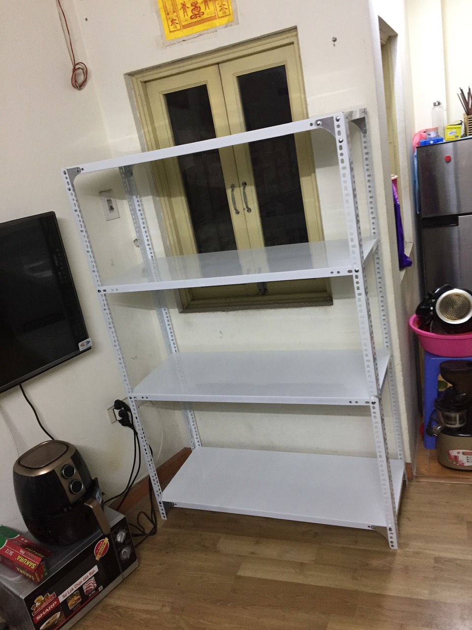 Kệ sắt v lỗ để đồ đa năng: Dài 1m x rộng 40cm x cao 1m5 x 4 tầng