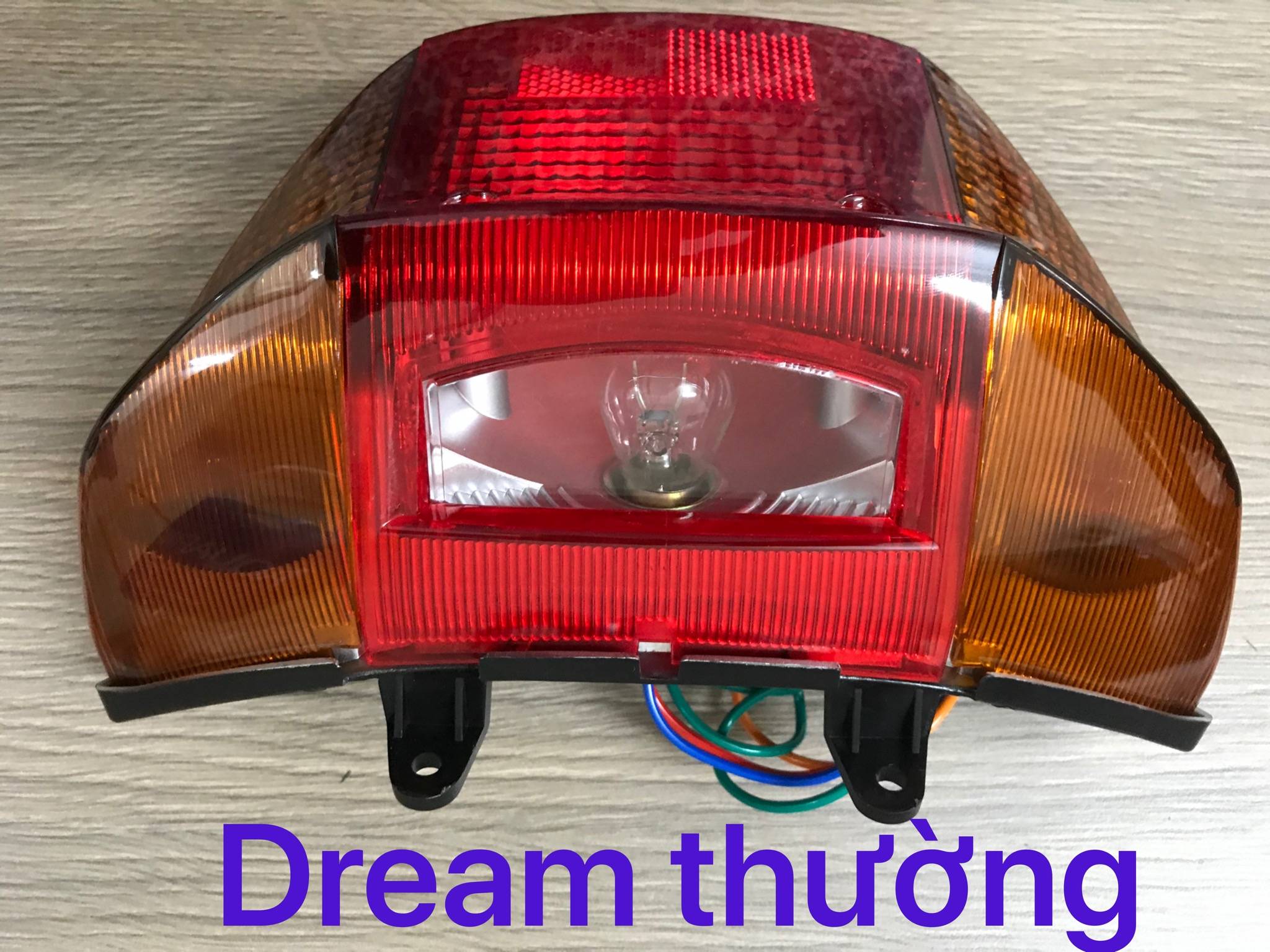 [HCM]Đèn hậu Dream thái + đuôi bóng ( loại thường )