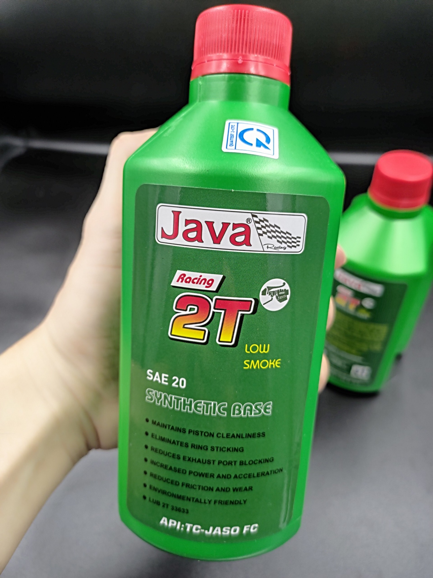 Nhớt 2 thì Java racing Cực Thơm ( Màu Xanh)Dầu khoáng tiên tiến Mỹ