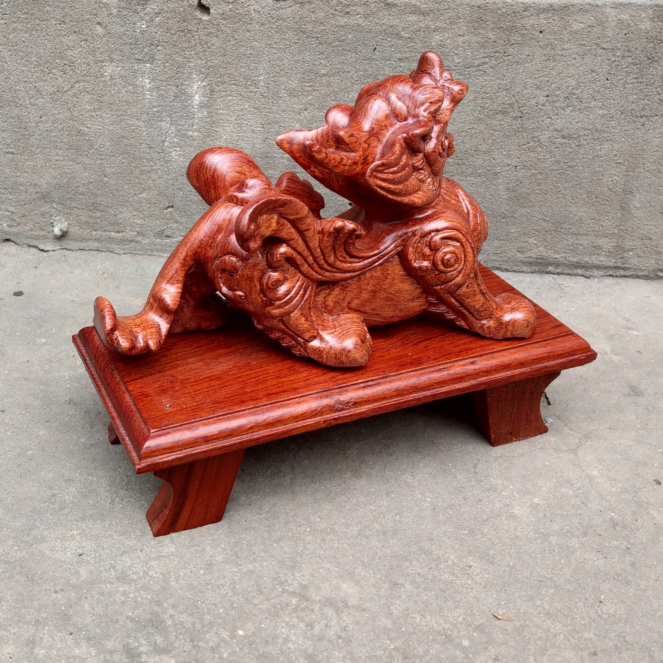 Kỳ Lân Gỗ Hương Size 20 cm