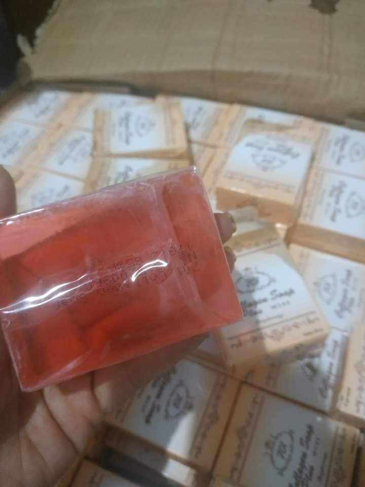 Bán lẻ kem ngày- kem đêm- soap collagen vit e