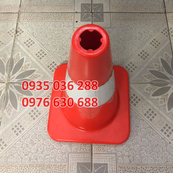 Cọc tiêu giao thông cao 45 cm