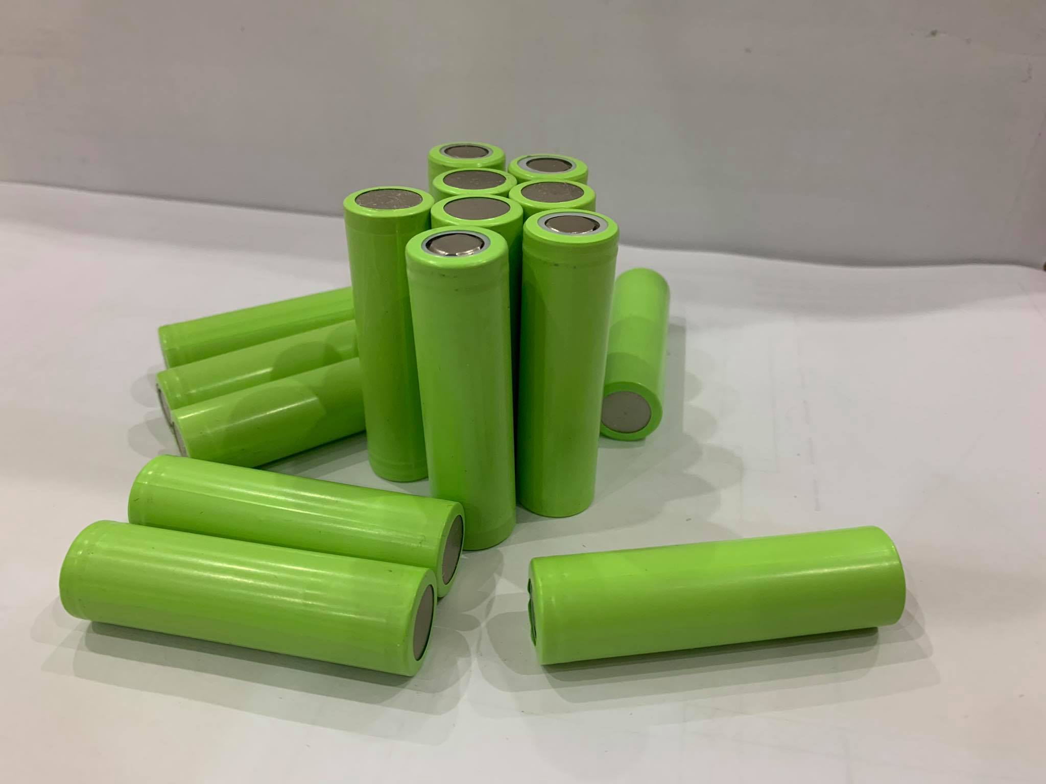 Cell Pin 18650 3.7v 1800mAh Mới