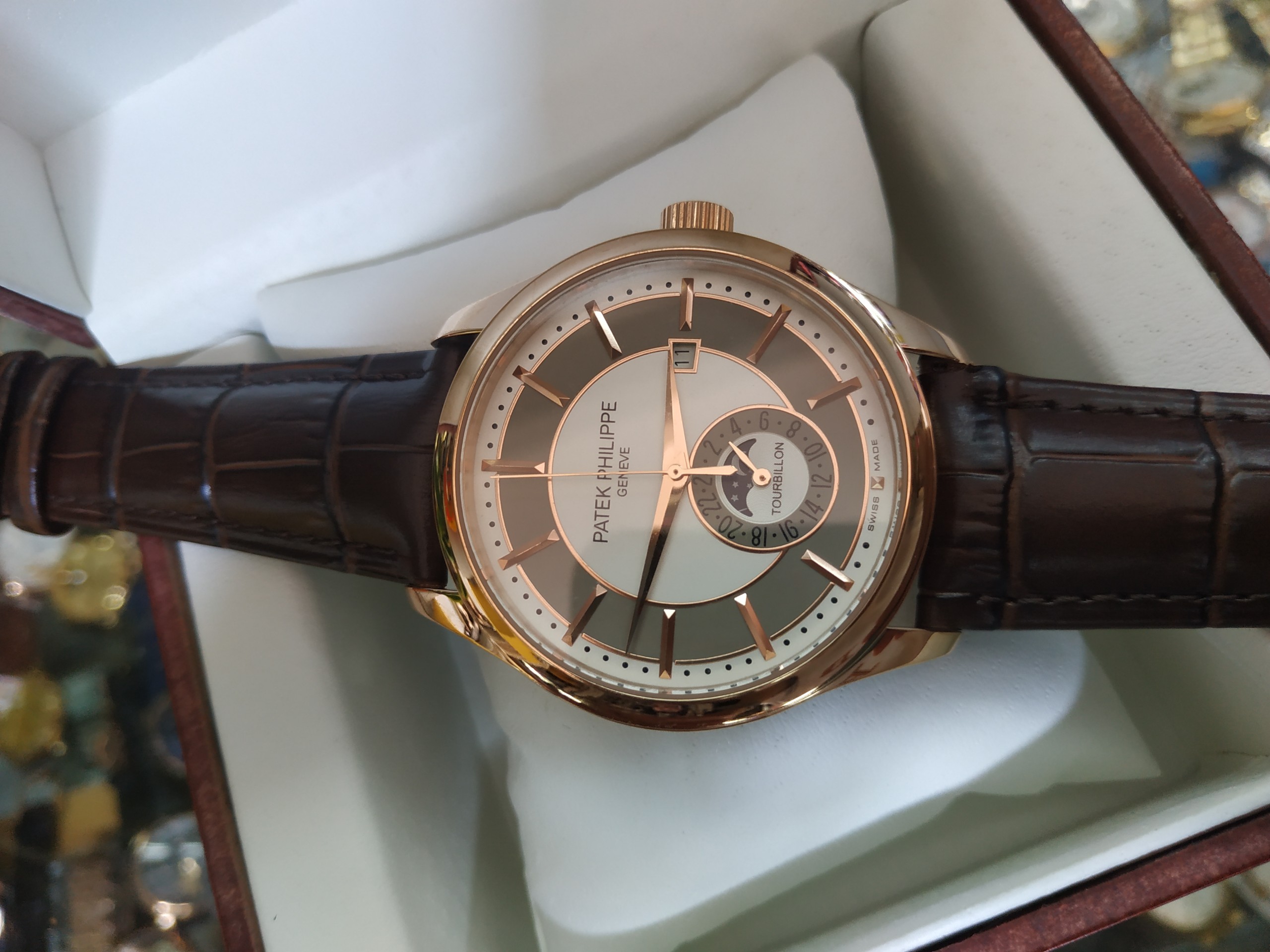 { RẺ VÔ ĐỐI }{ BẢO TÍN ĐỒNG HỒ SHOP SỊN LAZADA } Đồng Hồ PATEK PHILLIPE  Cao Cấp Automatic 2 Kim Giờ Dây Da { BÁN BUÔN ORIENT SEIKO PATEK SK }