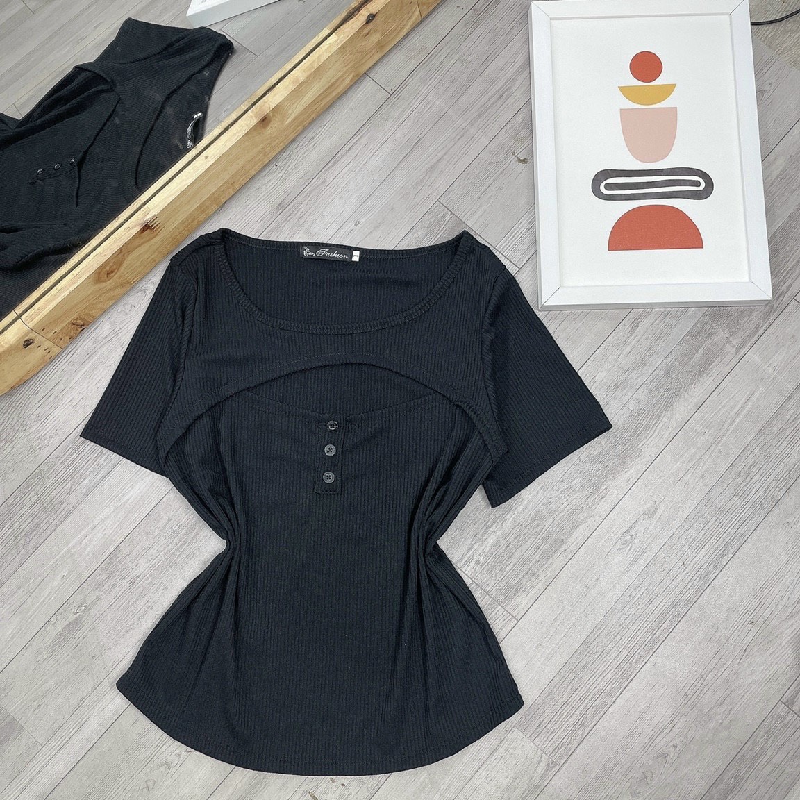 ÁO THUN TAY NGẮN XẺ NGỰC BIGSIZE ( H.O.U.T )