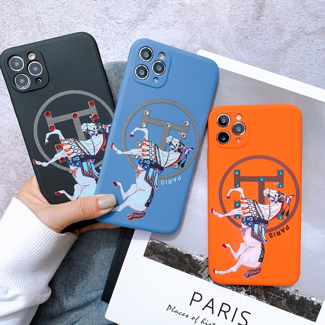 Ốp Lưng Silicon Màu Bảo Vệ CAMERA Đính Đá Hermes Paris