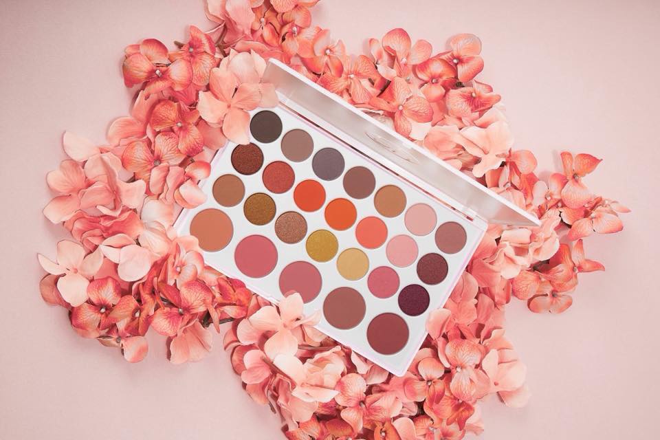 BẢNG PHẤN MẮT VÀ MÁ BH COSMETICS NOUVEAU NEUTRALS 26
