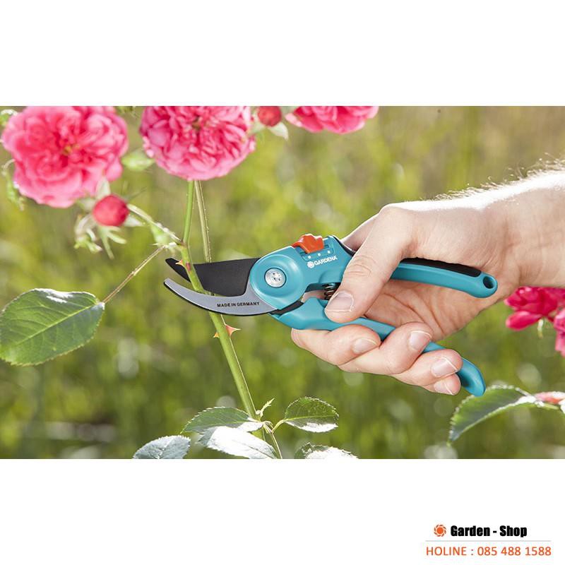 KÉO CẮT CÀNH CỔ ĐIỂN GARDENA 08857-20