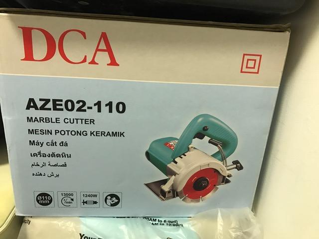 Máy cắt đá DCA AZE02-110 (dùng đá có đường 110mm - 1240W)