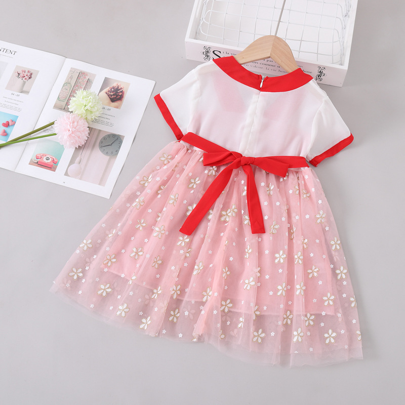 Sét váy cổ trang bao gồm phụ kiện cho bé