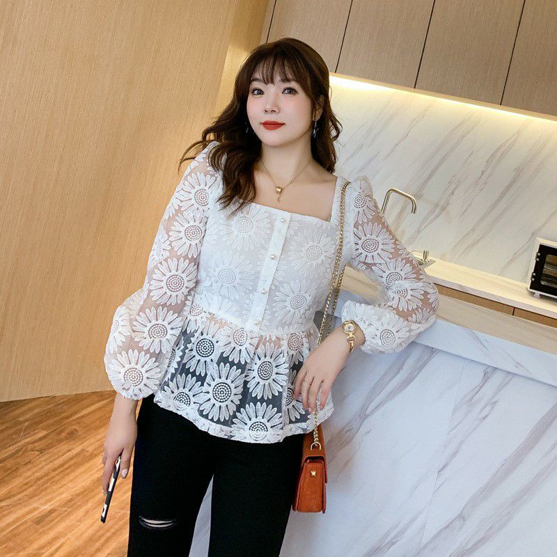 Áo ren cổ vuông tay bồng
