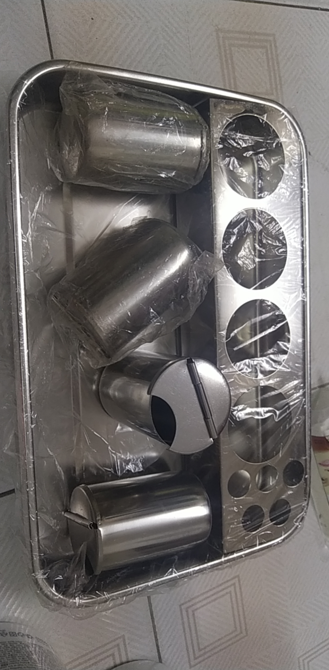 Bộ khay inox đa năng 4 cốc (dùng trong y tế spa thẫm mỹ viện)