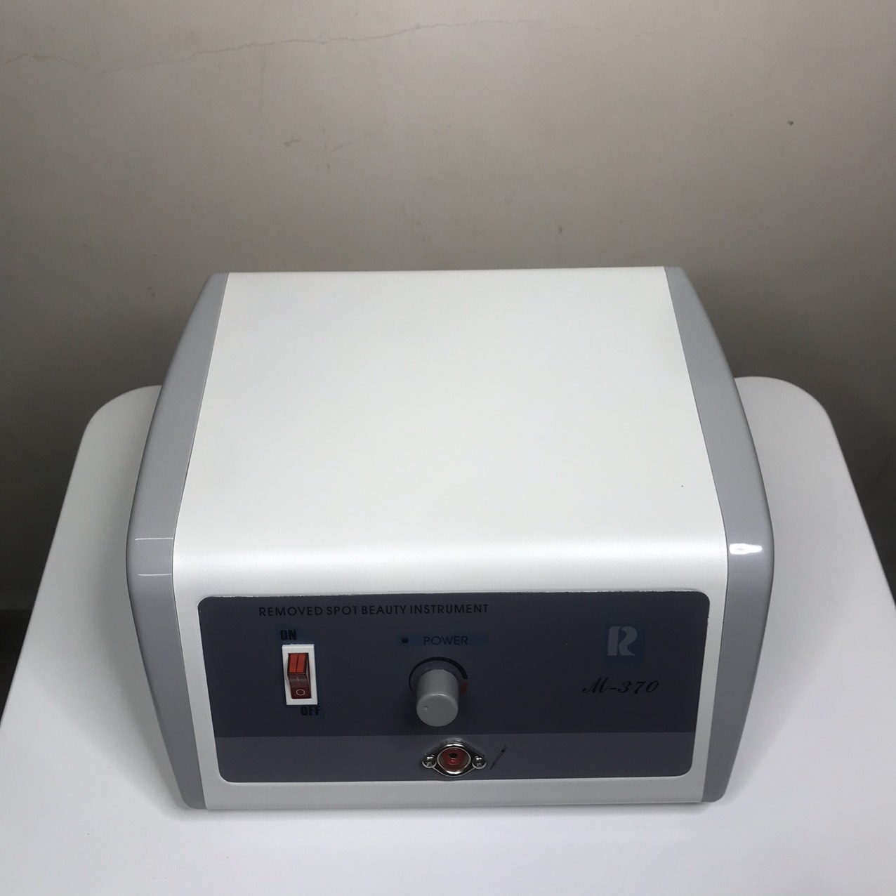 MÁY ĐỐT MỤN RUỒI VÀ MỤN THỊT M370 CHÍNH HÃNG RADIUM
