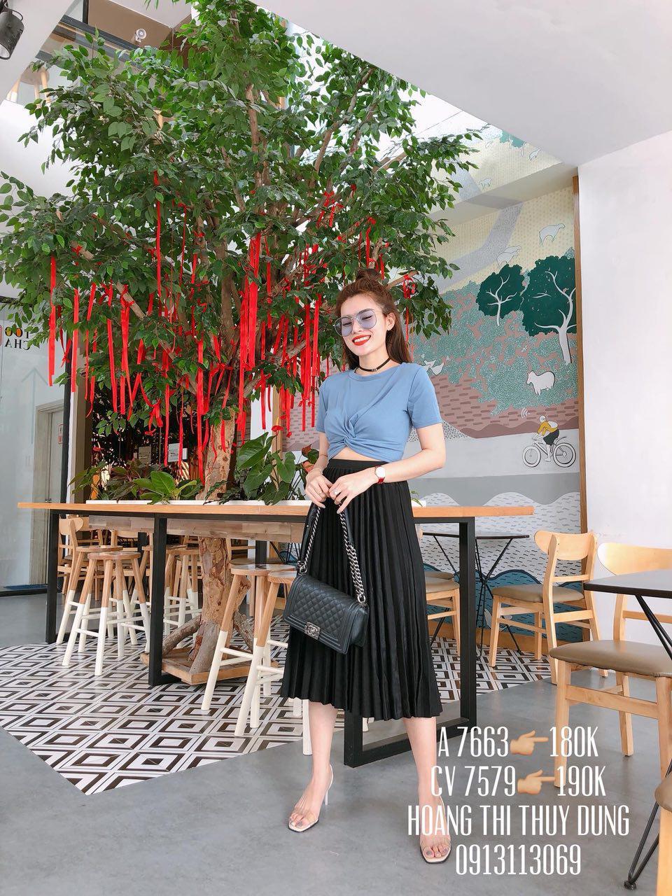 Áo xoắn eo tay ngắn, chất lụa đẹp mê 11435-2 ( MÀU XANH DƯƠNG )