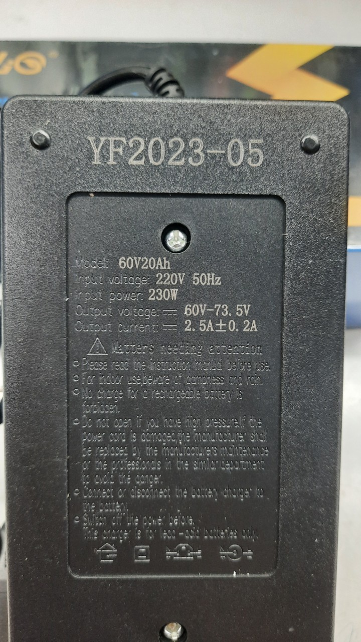 Sạc 60V/ 20Ah Xe Đạp Điện