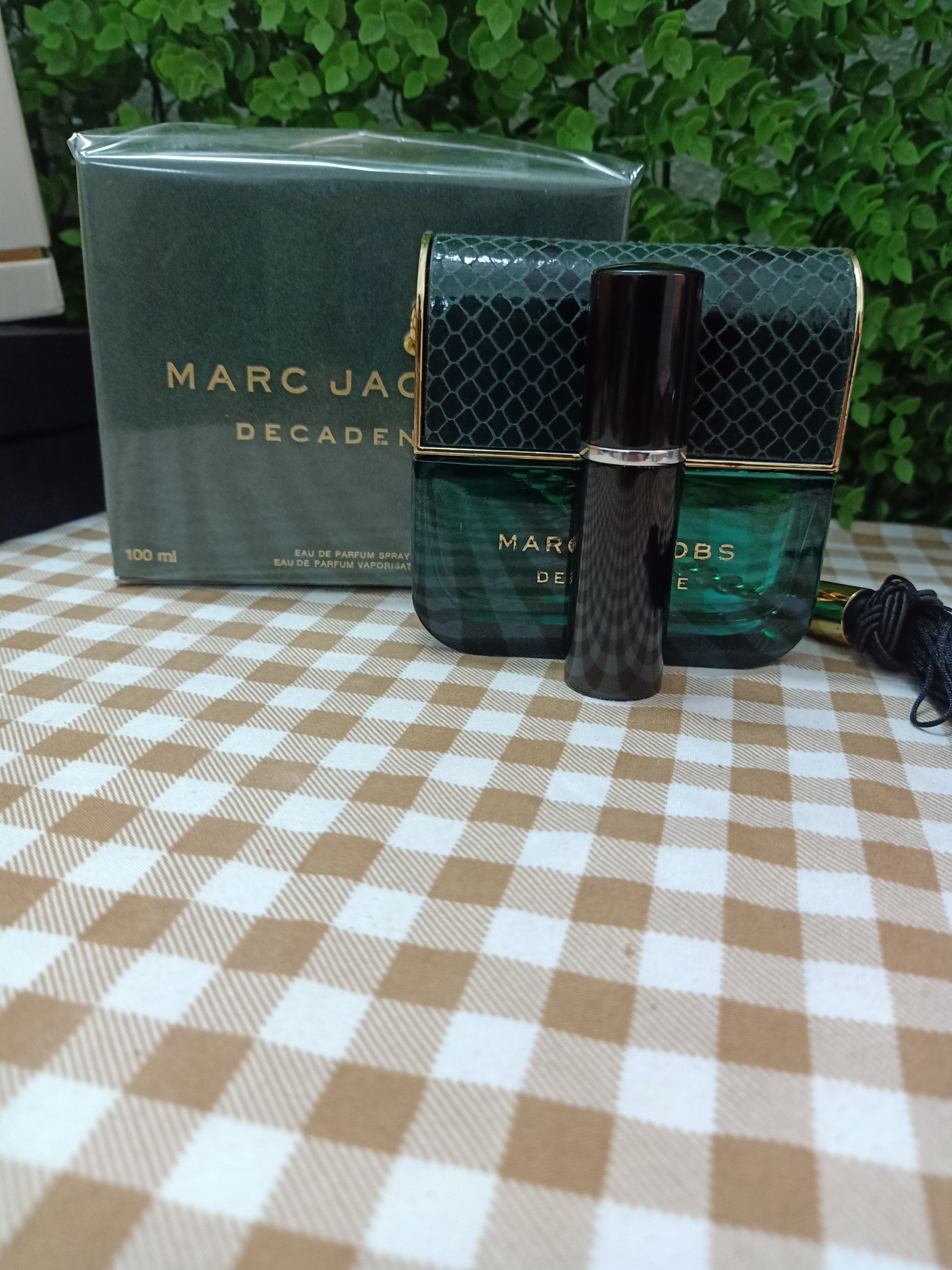 Nước hoa Marc Jacobs Decadence EDP