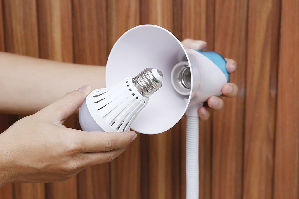 Đèn bàn học Điện Quang DKL15