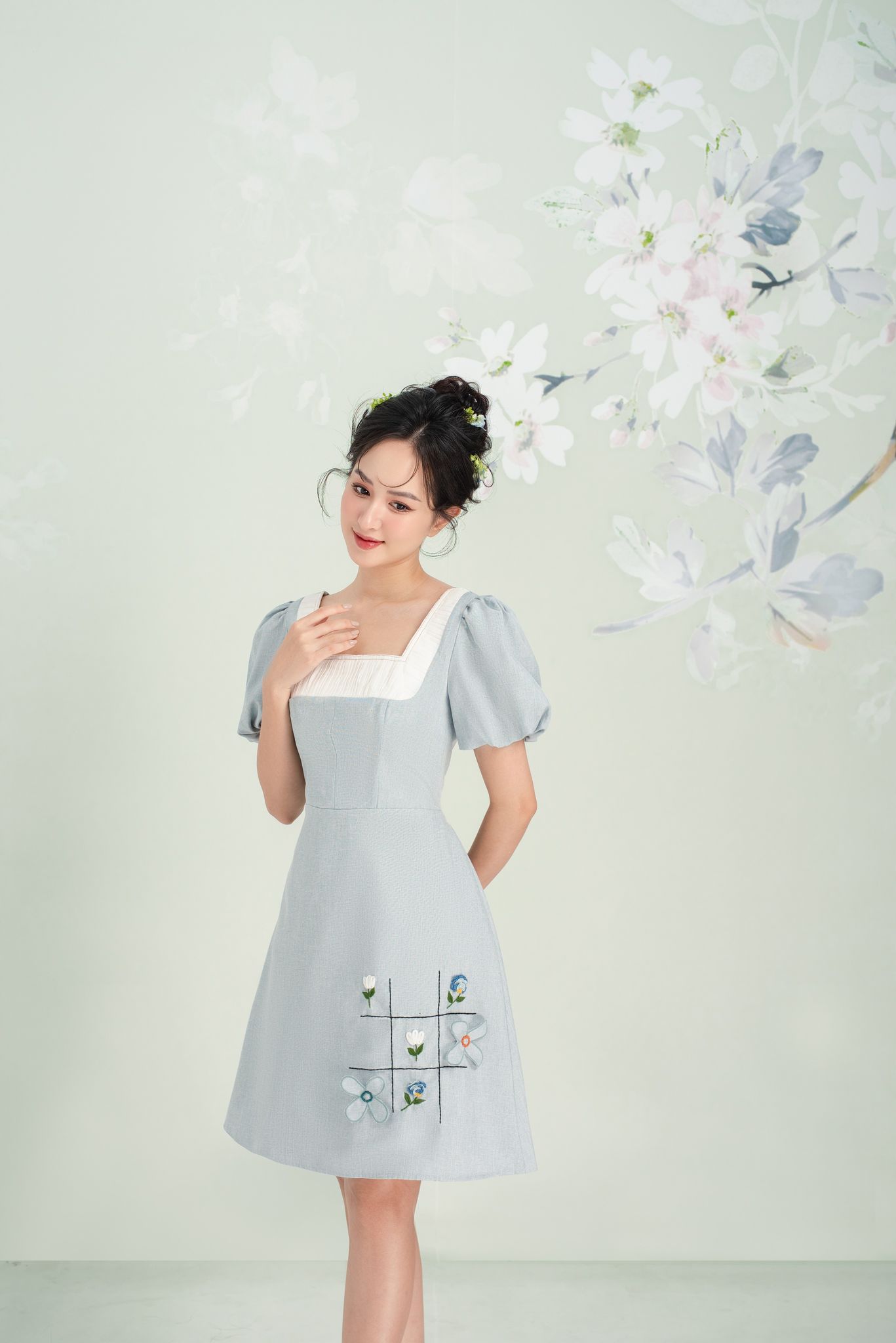 [Nhập mã: FALAZSOCIALTEASIN100] OLV - Đầm Jinrus Square Neck Embro