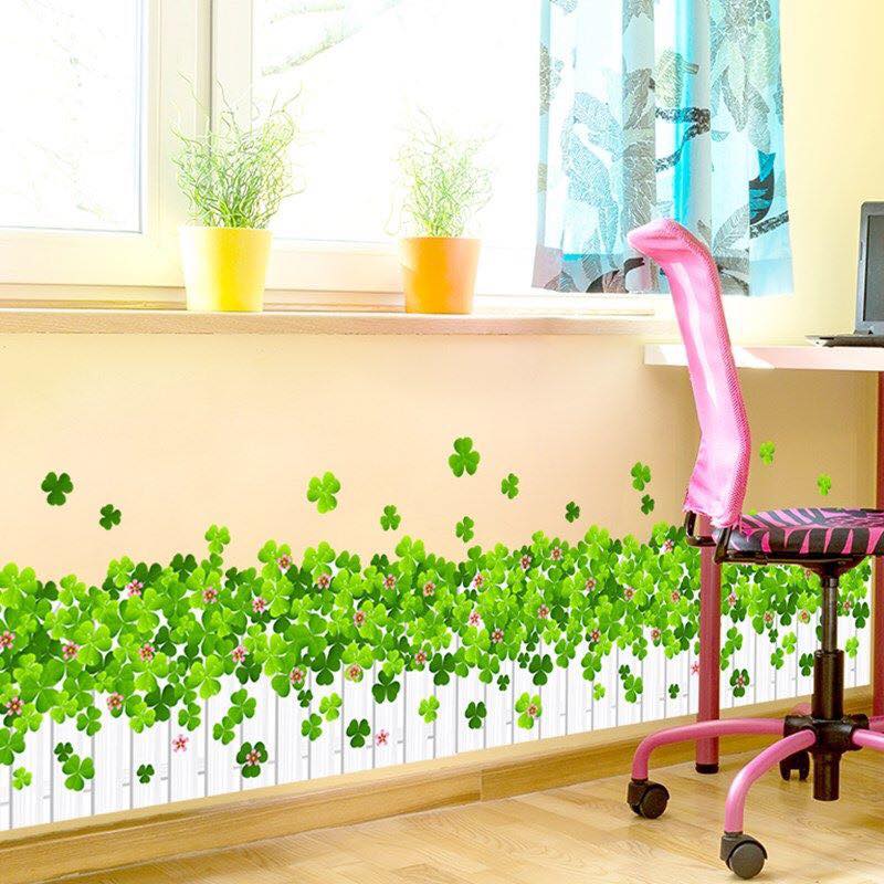 Decal dán tường Chân tường cỏ ba lá