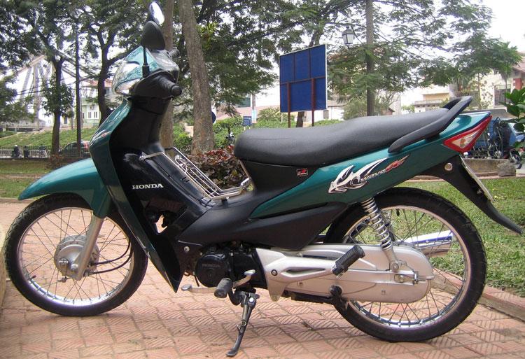 Tem nổi chữ Honda dán các đời xe WAVE - G436
