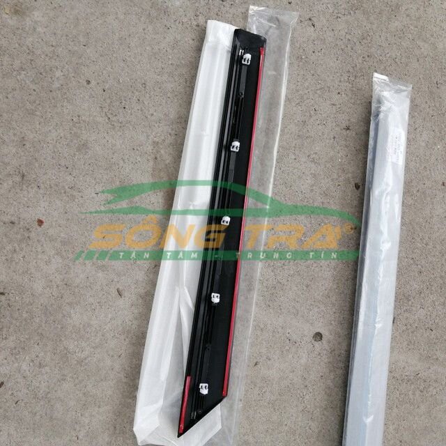 Nẹp sườn cánh cửa sau honda civic nẹp sườn cửa sau civic 2006 - 2012