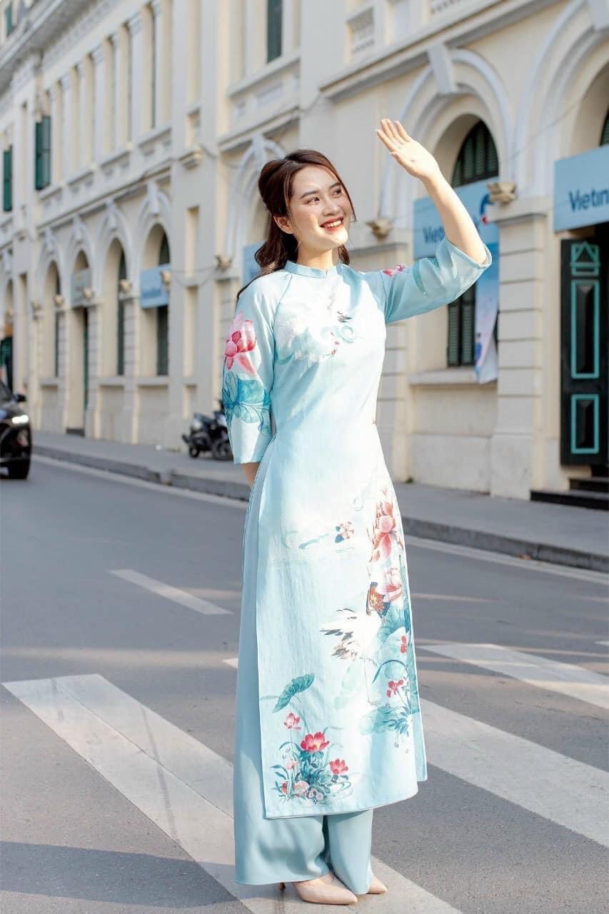 Áo dài lụa gấm mẫu mới