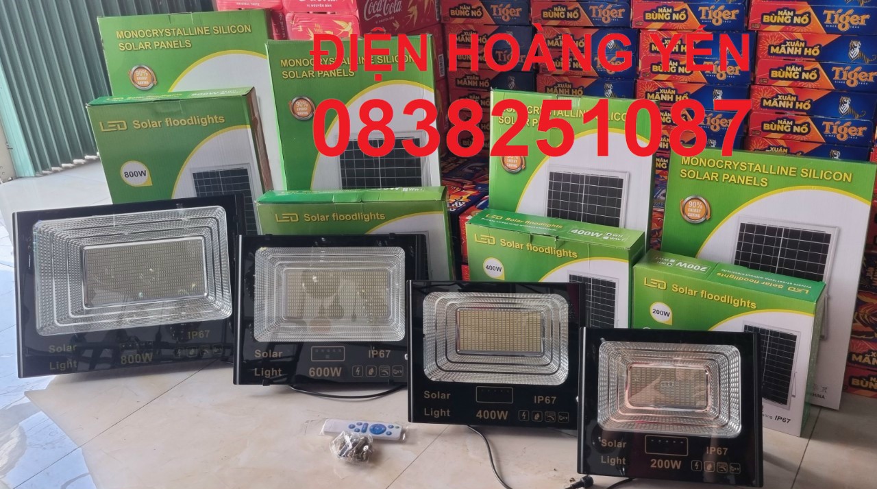 Đèn Pha Năng Lượng Mặt Trời DSY 100W IP67