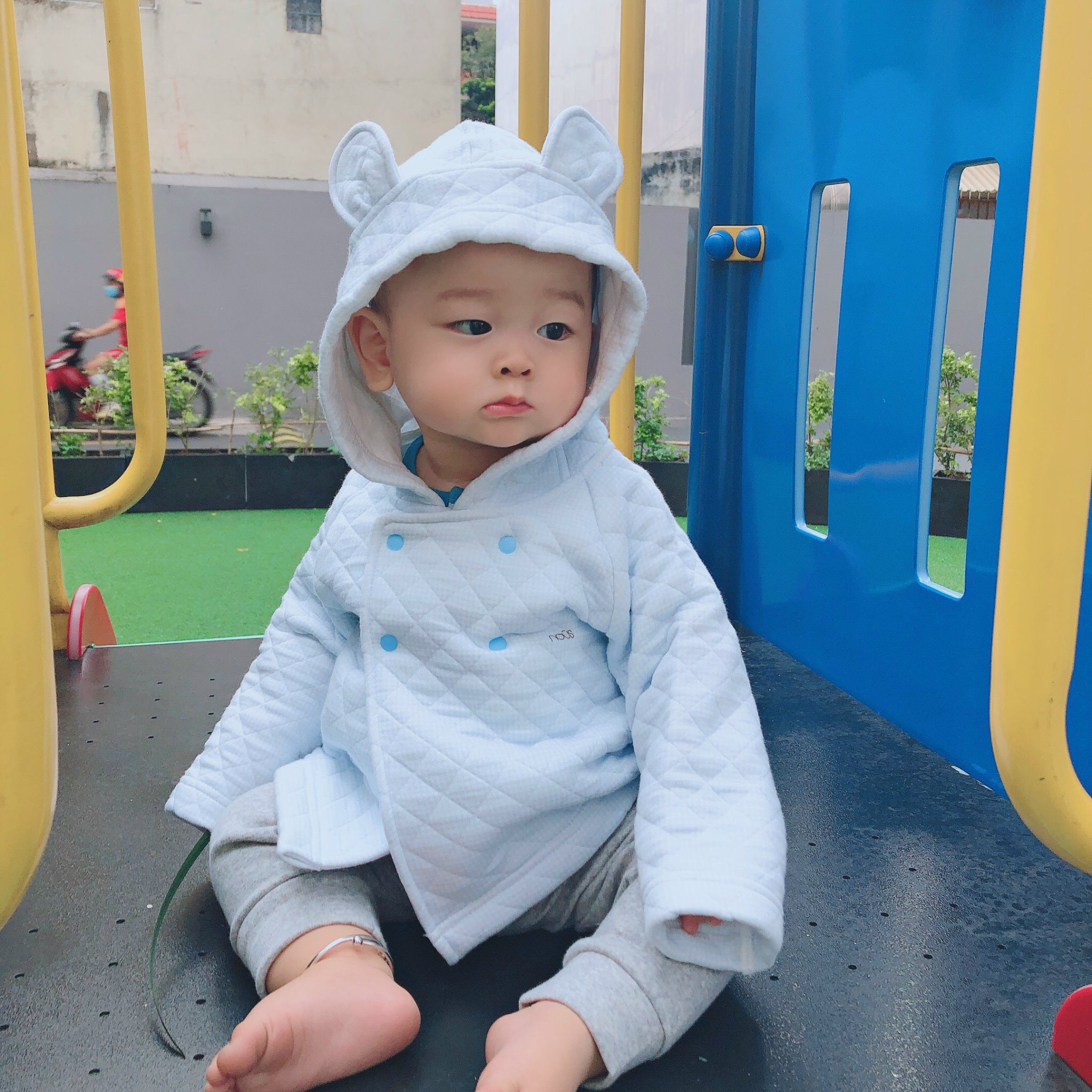[HCM]Áo khoác jacket - Nous có nón gấu