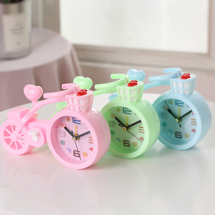 Đồng hồ báo thức để bàn xe đạp siêu kute Dma store