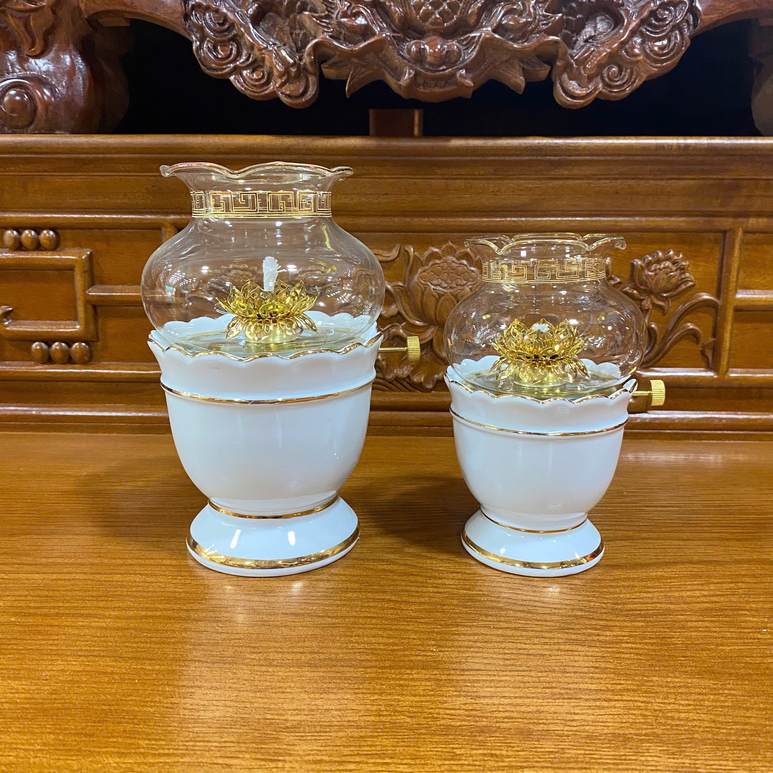 Đèn Dầu Thờ Cúng Gốm Sứ Cao Cấp