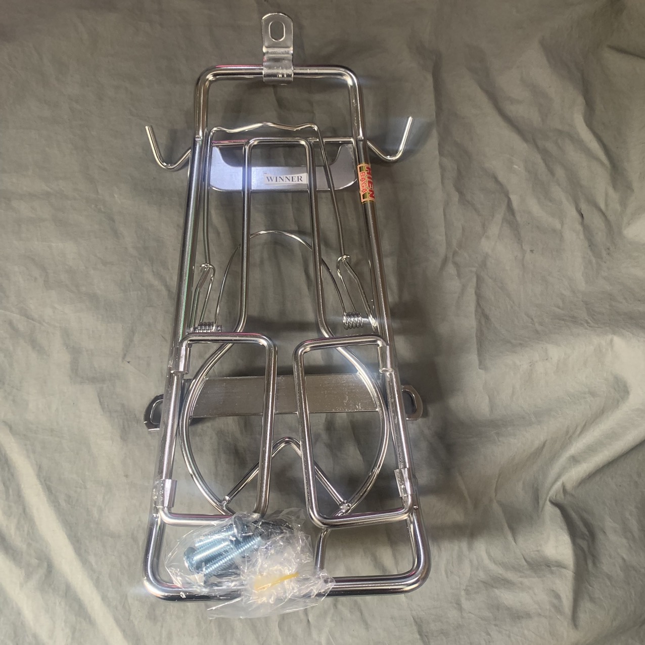 Ba ga giữa xe winner v1 inox 10 li kiểu vuông