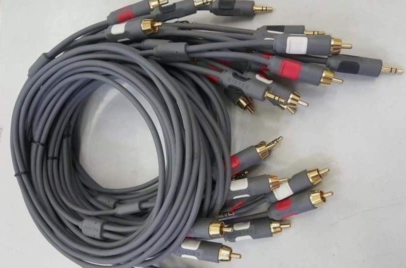 [HCM]DÂY 35LI RA 2 AV HÃNG BELKIN CỦA MỸ
