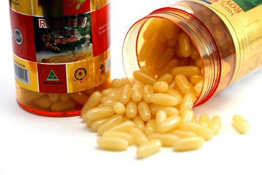 Sữa ong chúa Costar Royal Jelly 1610mg giúp tăng cường sinh lực và thể lực, làm đẹp da 365 viên
