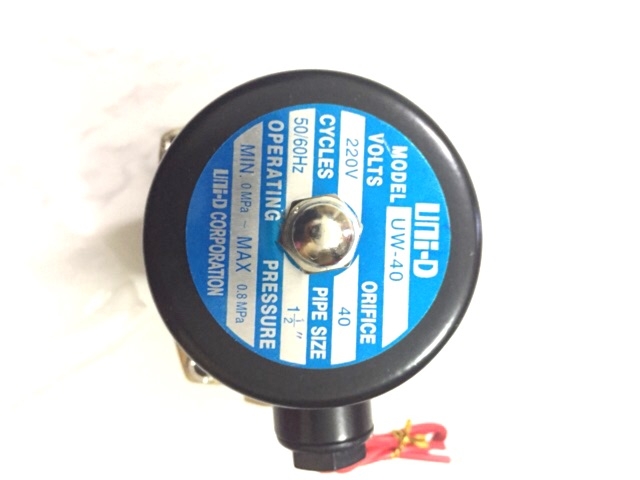 Van điện từ UW-40 ( ren 49 mm) . Điện thế: AC 220V, DC 24V .