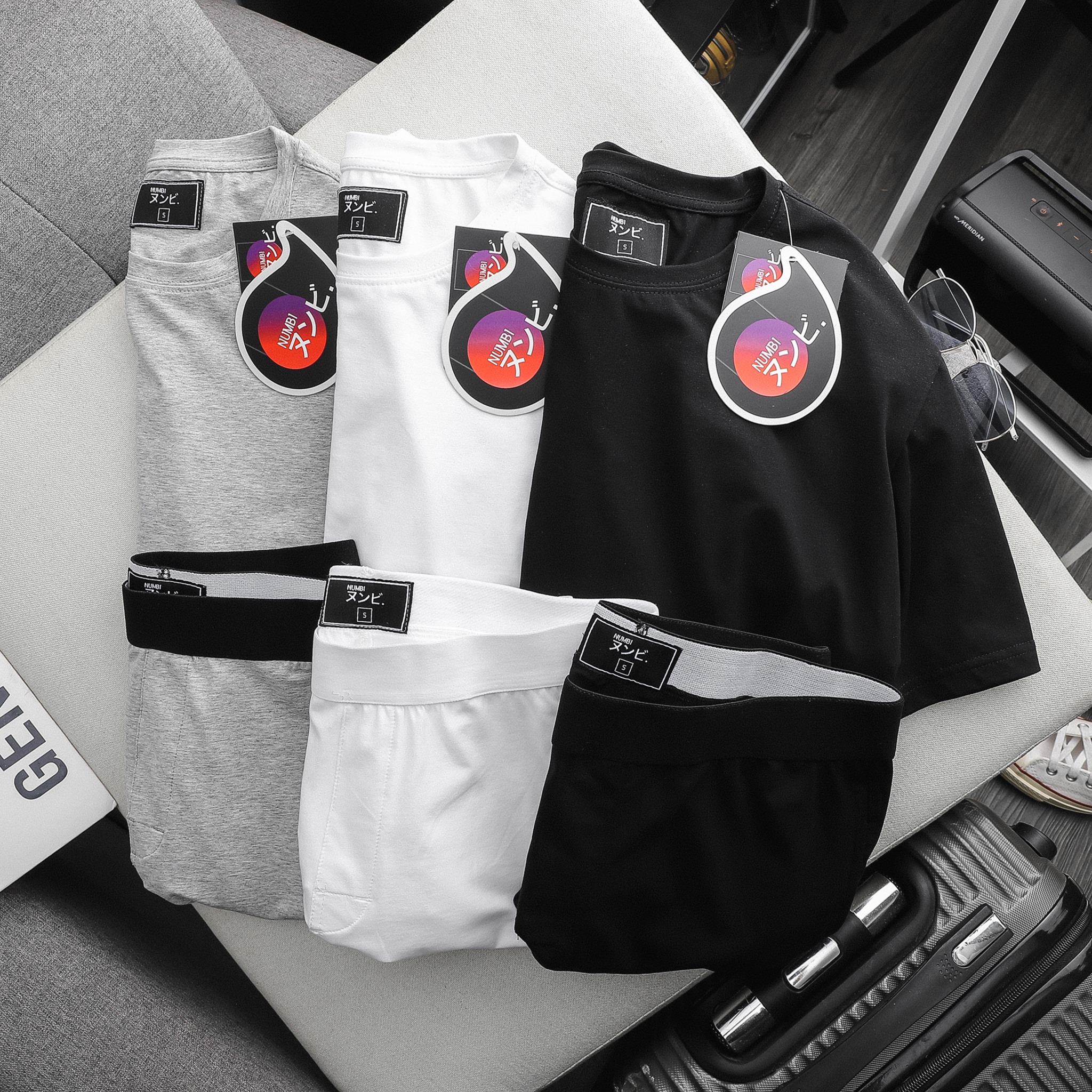 Numbi Set Đồ Ngủ Ngắn Đen
