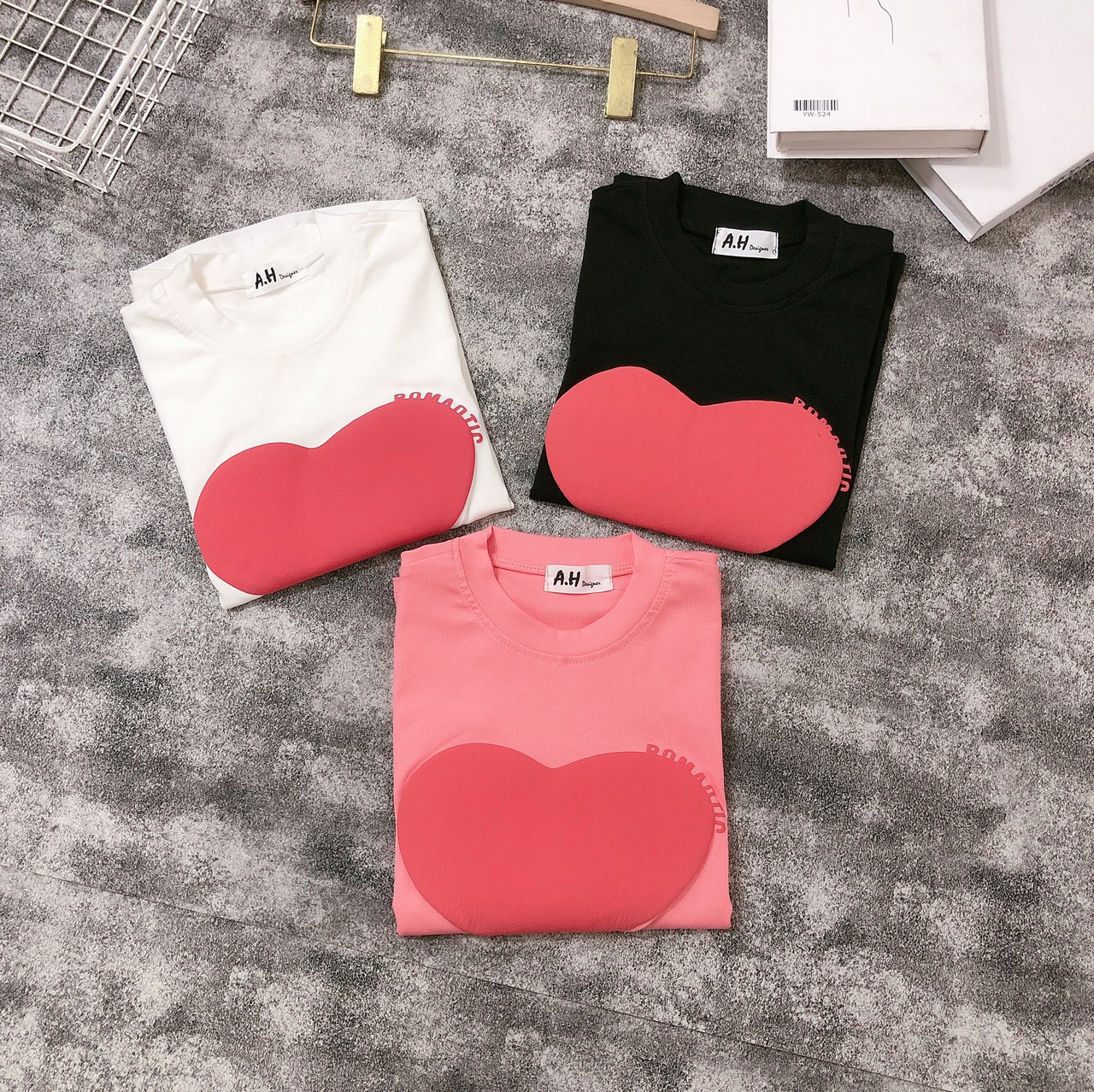 Áo thun dáng ôm nữ tay ngắn Trái Tim nổi phom dài baby tee