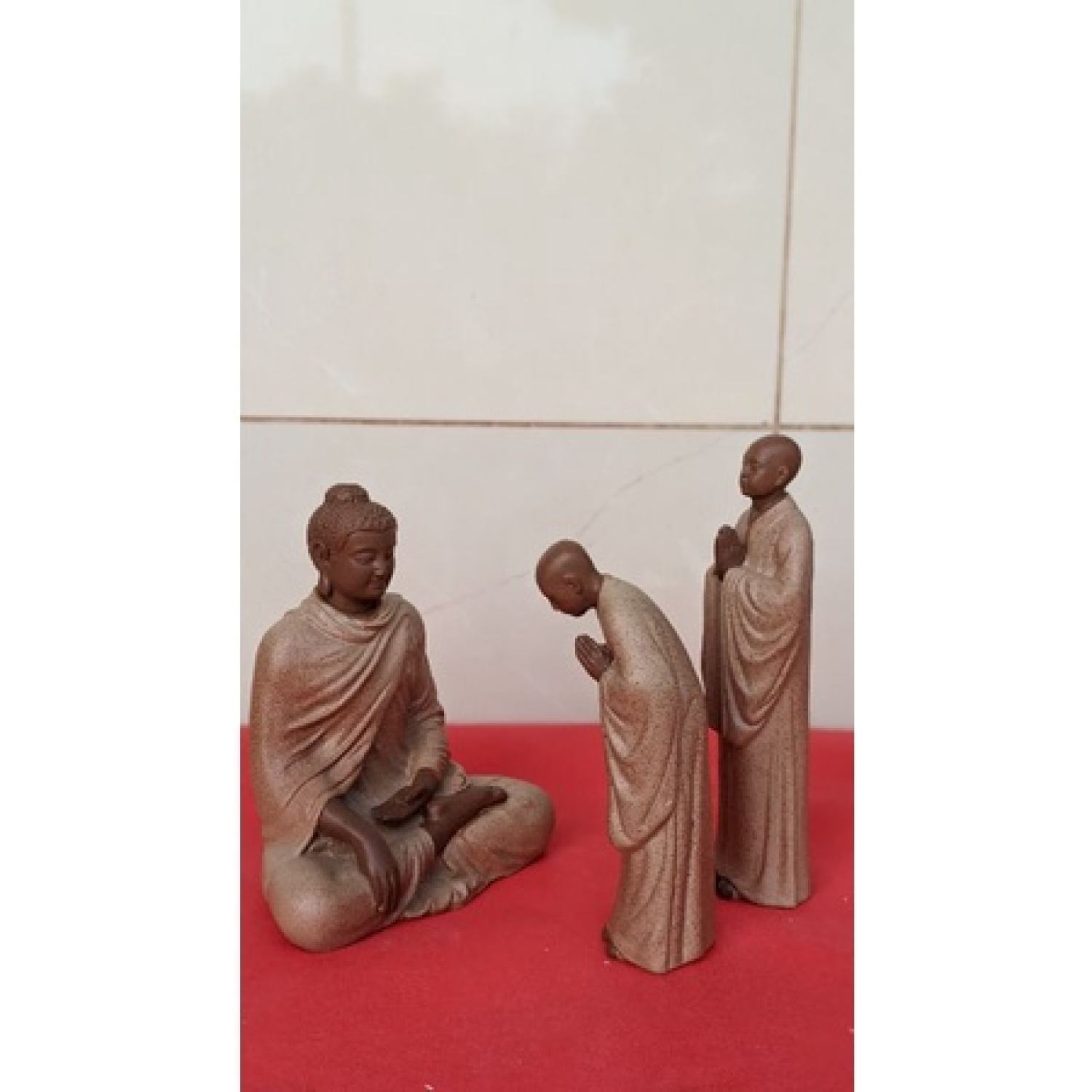Tượng Đức Phật Bổn Sư Thích 18cm × 12cm.