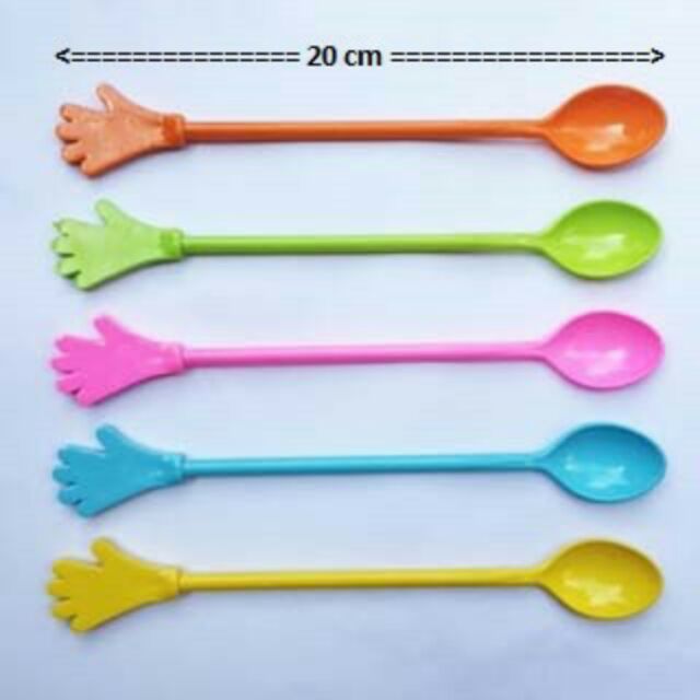 Thía khuấy slime đuôi hình bàn tay vui nhộn